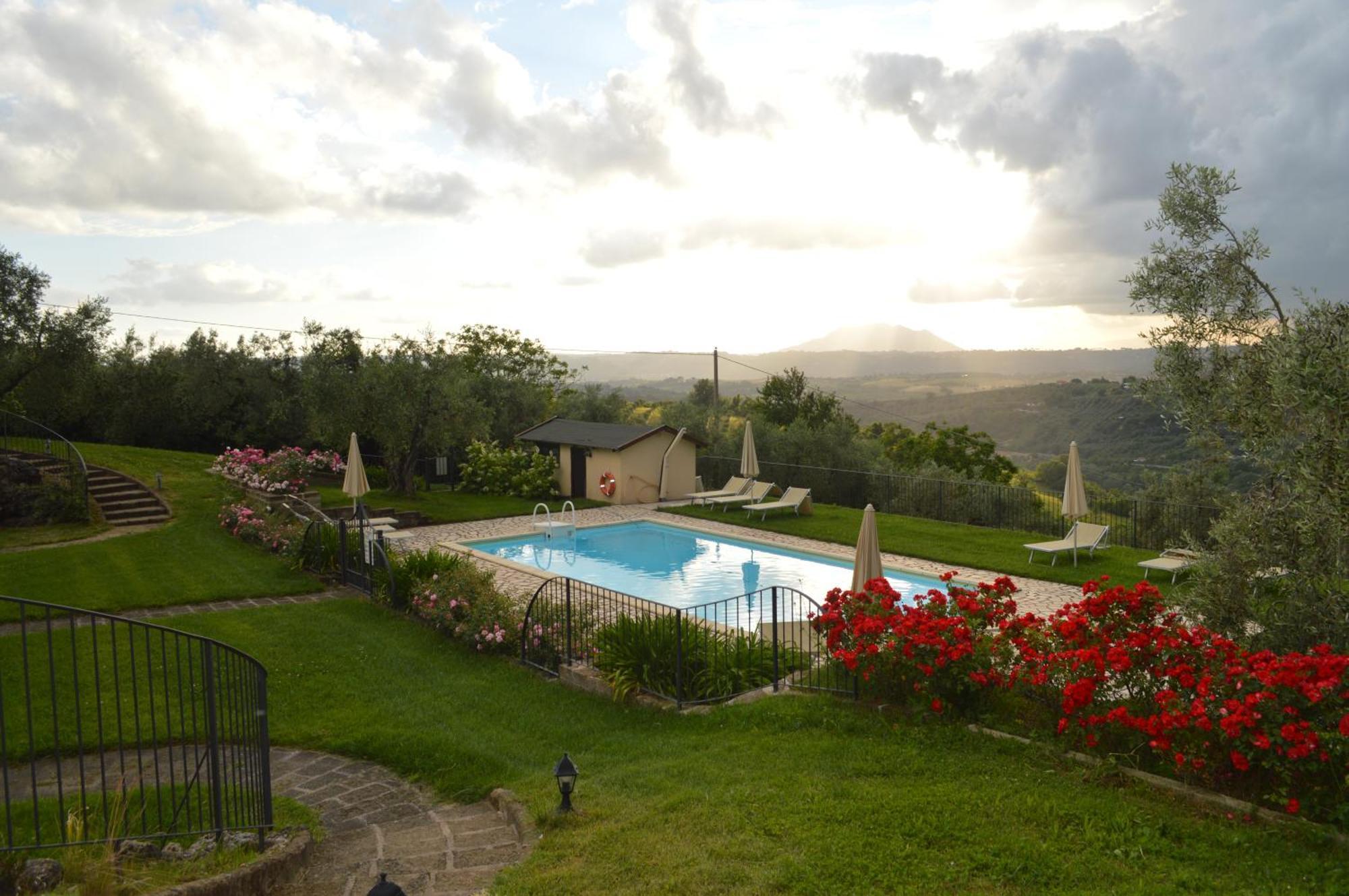 Villa Collebelvedere - Near Rome With Home Restaurant Fara in Sabina Exterior photo
